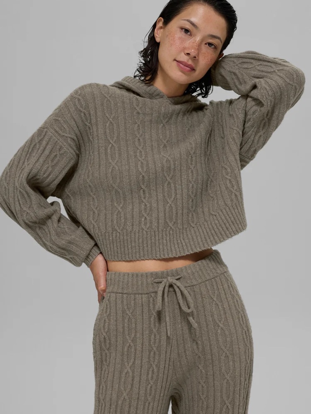 ALO Yoga Cable-Knit Cropped Hoodie Sweater - Taupe Gray